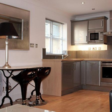 Parks Serviced Apartments Hertford Værelse billede